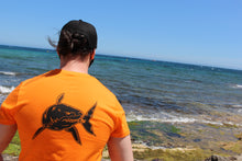 Cargar imagen en el visor de la galería, Camiseta RI/SHARK Orange
