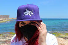 Cargar imagen en el visor de la galería, Gorra Sharky Purple
