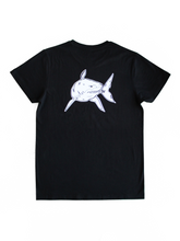 Cargar imagen en el visor de la galería, Camiseta RI/SHARK Black
