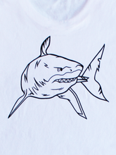 Cargar imagen en el visor de la galería, Camiseta RI/SHARK White
